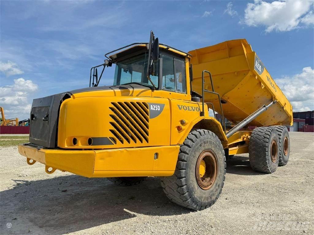Volvo A25D アーティキュレート式ダンプトラック
