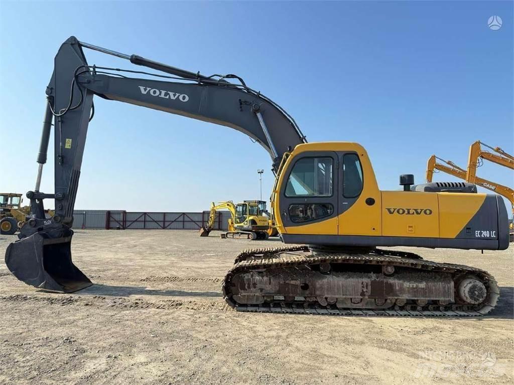 Volvo EC 240 LC 大型油圧ショベル12t以上（パワーショベル・ユンボ）