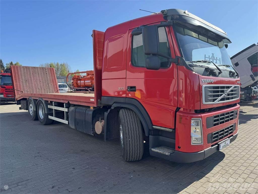Volvo FM 9 車両運搬車、キャリアカー