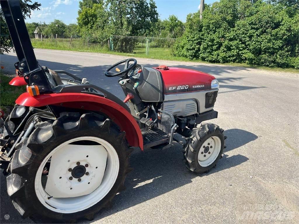 Yanmar EF 220 トラクター