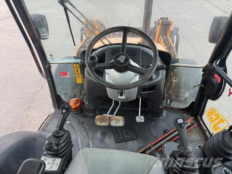 JCB 3 CX バックホーローダー