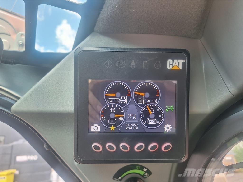 CAT 226D3 ホイールローダー・タイヤショベル