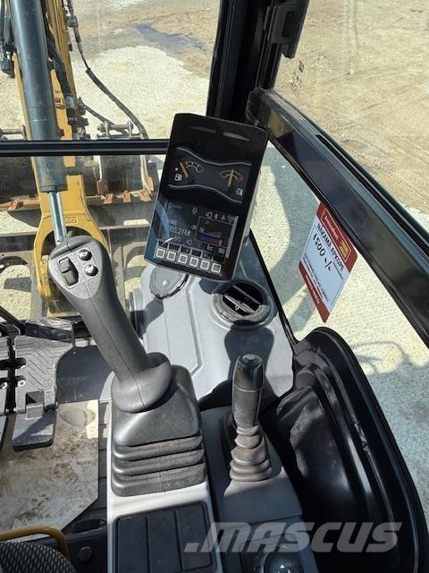 CAT 301.6 ミニ油圧ショベル 7t以下（ミニユンボ・ミニディガー）