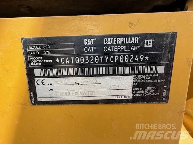 CAT 320 大型油圧ショベル12t以上（パワーショベル・ユンボ）