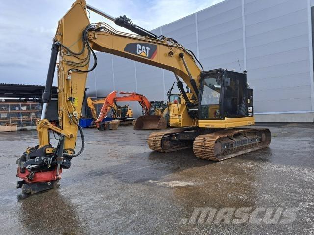 CAT 325F 大型油圧ショベル12t以上（パワーショベル・ユンボ）