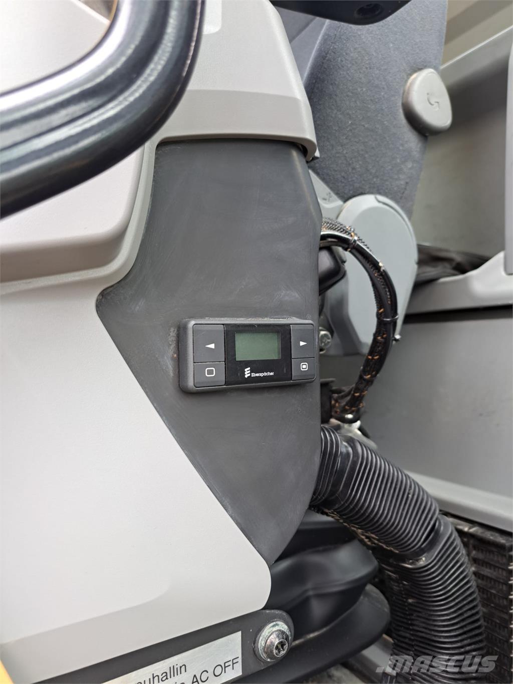 CAT 325F 大型油圧ショベル12t以上（パワーショベル・ユンボ）
