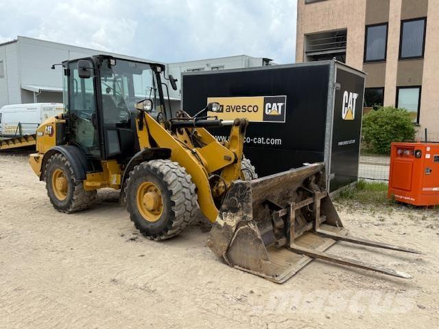 CAT 906 ホイールローダー・タイヤショベル