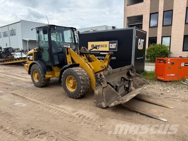 CAT 906M ホイールローダー・タイヤショベル