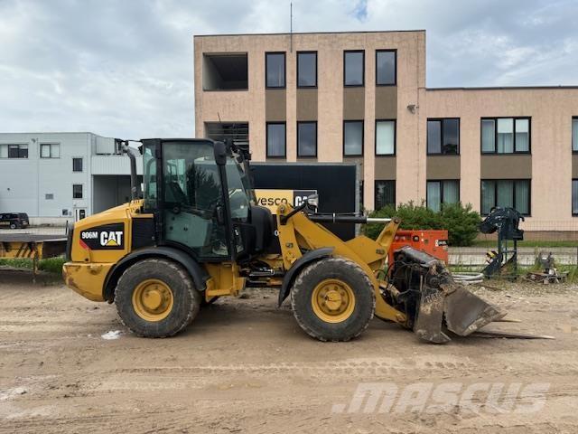 CAT 906M ホイールローダー・タイヤショベル