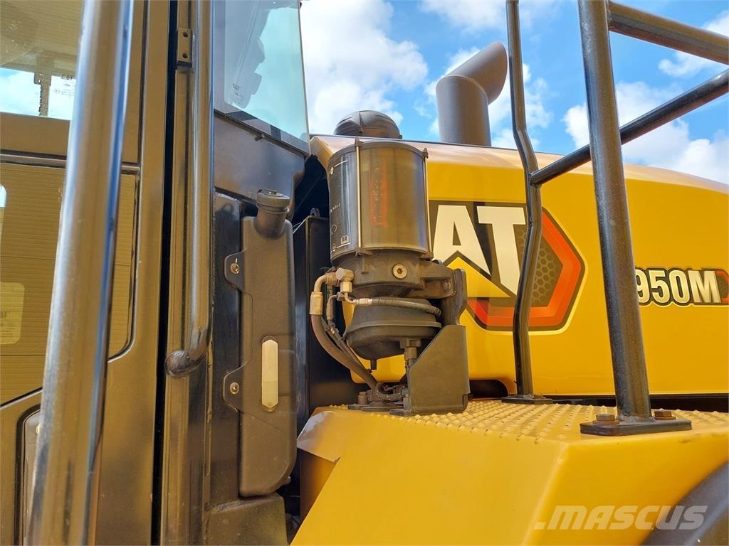 CAT 950M ホイールローダー・タイヤショベル