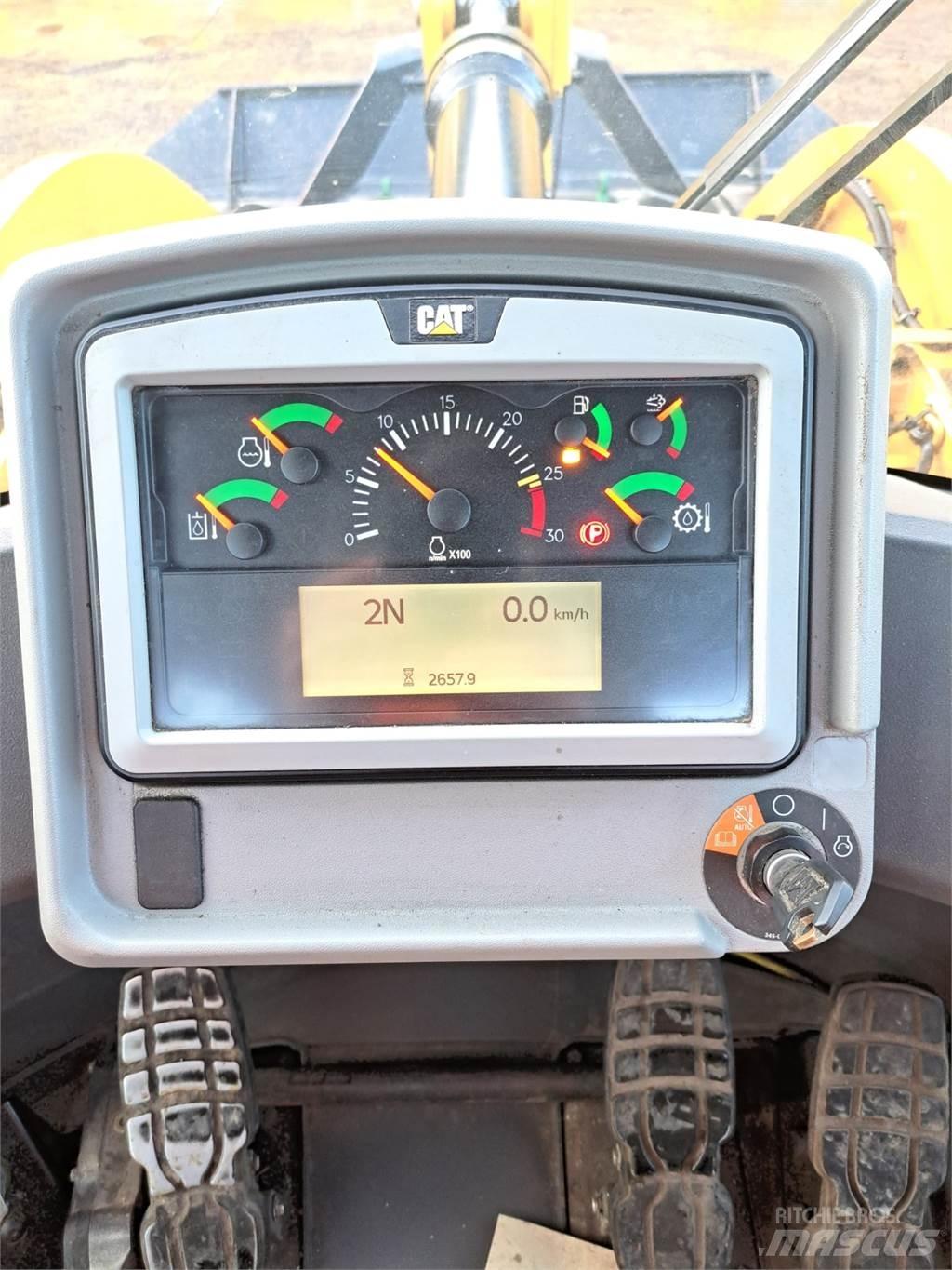 CAT 950M ホイールローダー・タイヤショベル