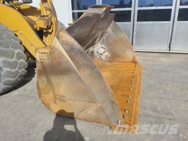 CAT 972M XE ホイールローダー・タイヤショベル