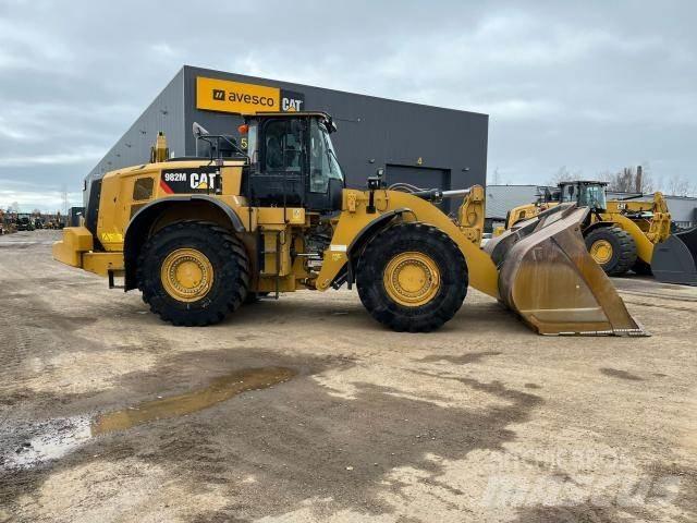 CAT 982M ホイールローダー・タイヤショベル