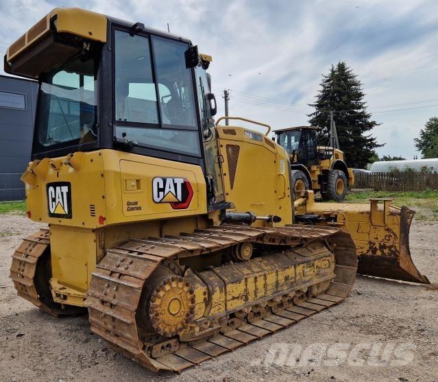 CAT D5K2 ブルドーザー