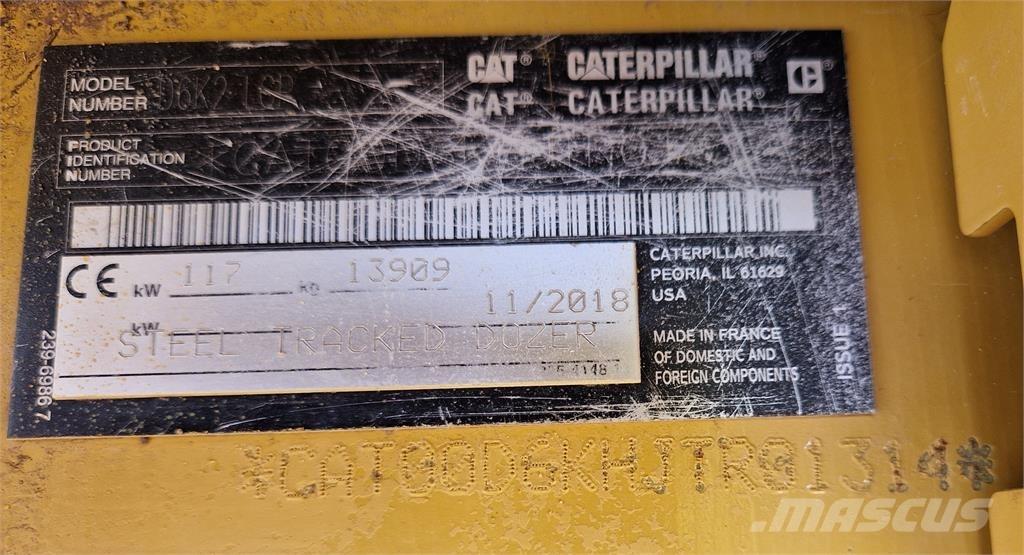 CAT D6K2 ブルドーザー