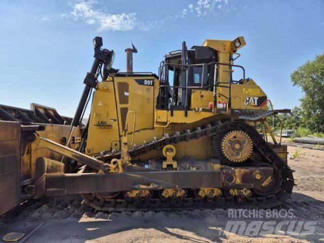 CAT D9T ブルドーザー