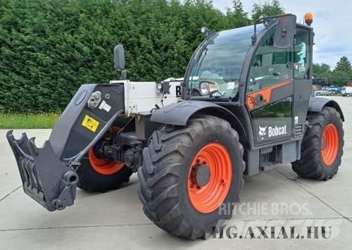 Bobcat TL 38.70 農業用テレハンドラー