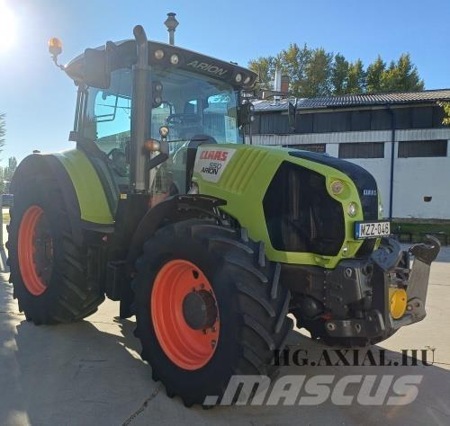CLAAS ARION 550 トラクター