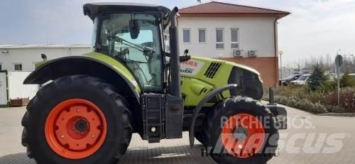 CLAAS Axion 830 トラクター