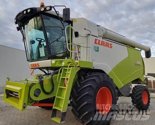 CLAAS Tucano 450 コンバイン