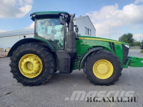 John Deere 8370R トラクター