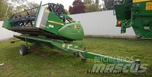 John Deere W540 コンバイン