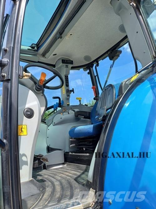 New Holland T5-95 トラクター