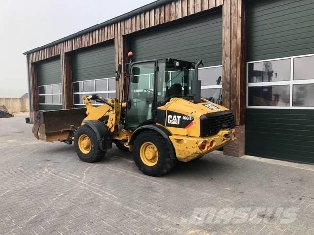CAT 906 H 2 ホイールローダー・タイヤショベル