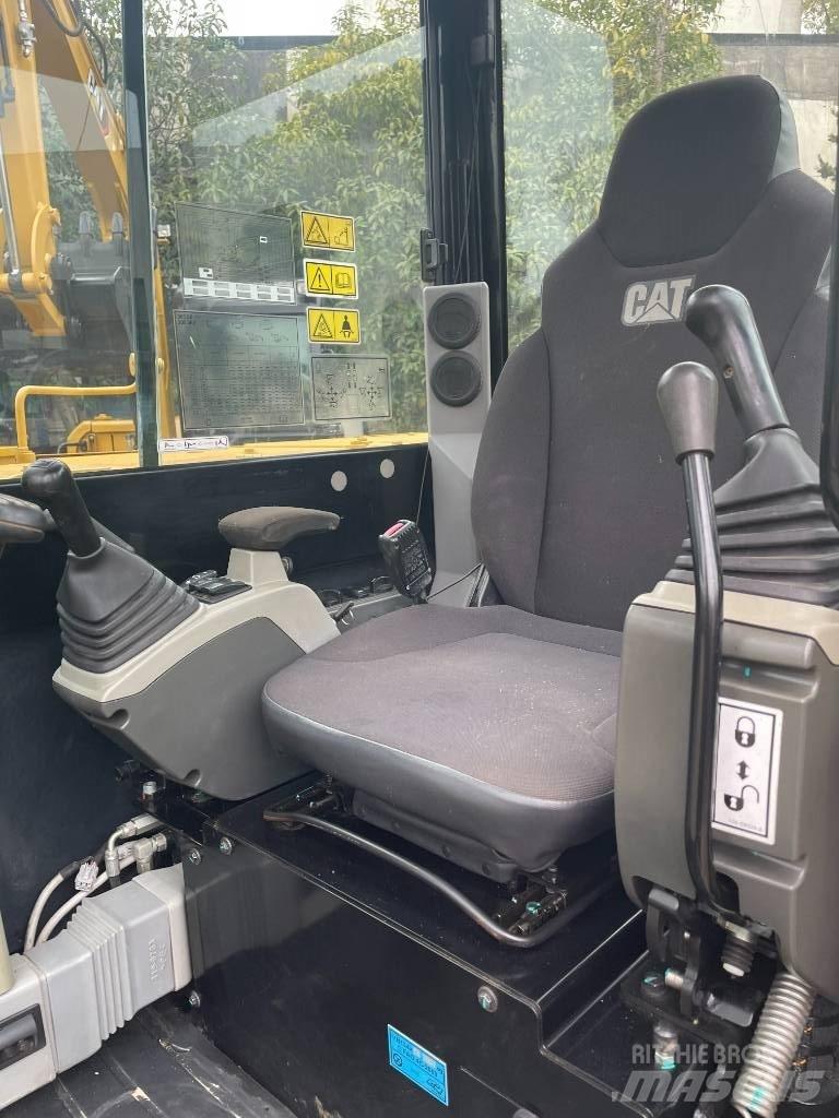 CAT CAT305.5 ミニ油圧ショベル 7t以下（ミニユンボ・ミニディガー）
