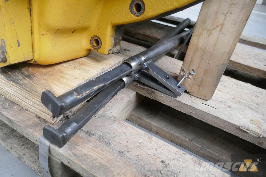 CAT 105-8185 ギアボックス