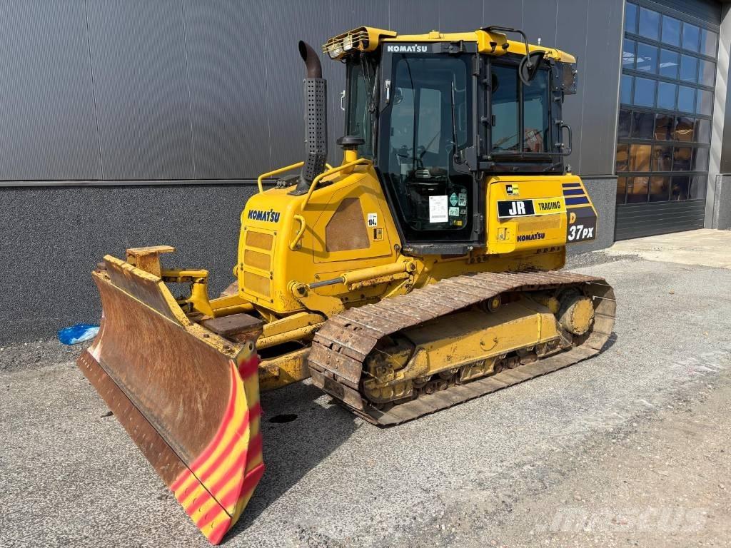 Komatsu D37 PX-23 ブルドーザー
