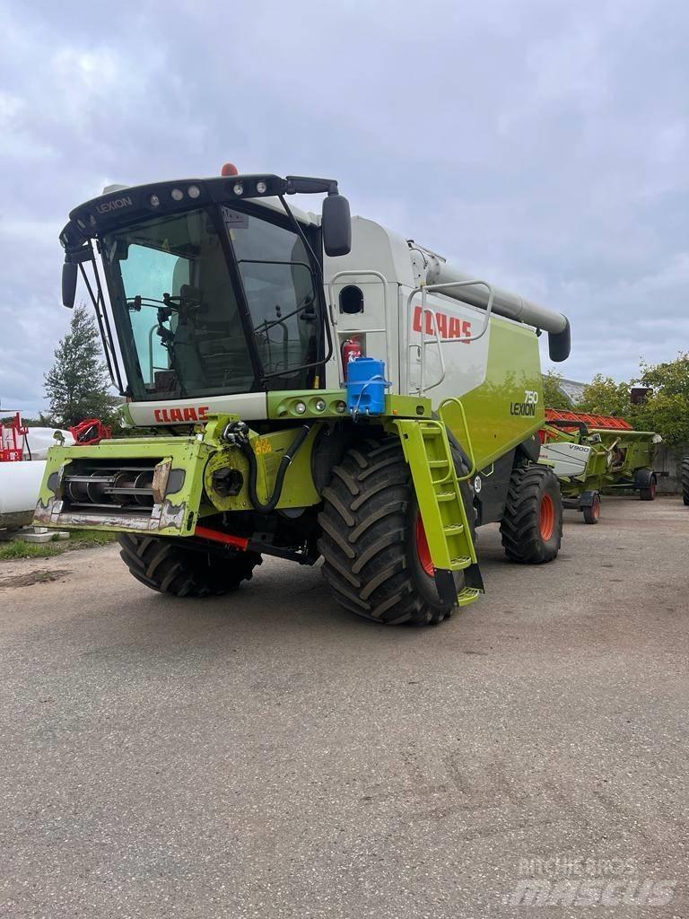 CLAAS Lexion 750 コンバイン