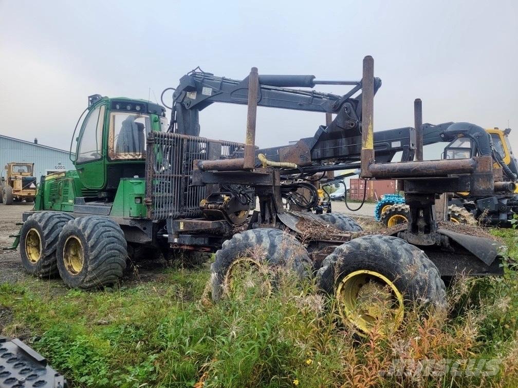 John Deere 1510 E フォワーダー