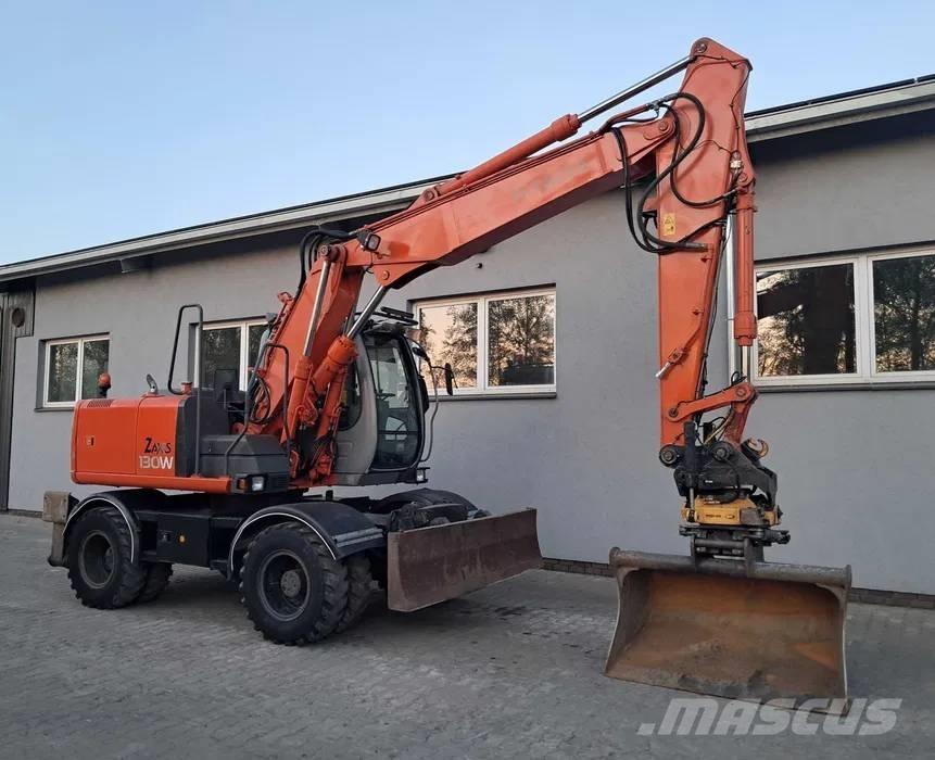 Hitachi ZX 130 W ホイール式油圧ショベル（パワーショベル・ユンボ・バックホー）