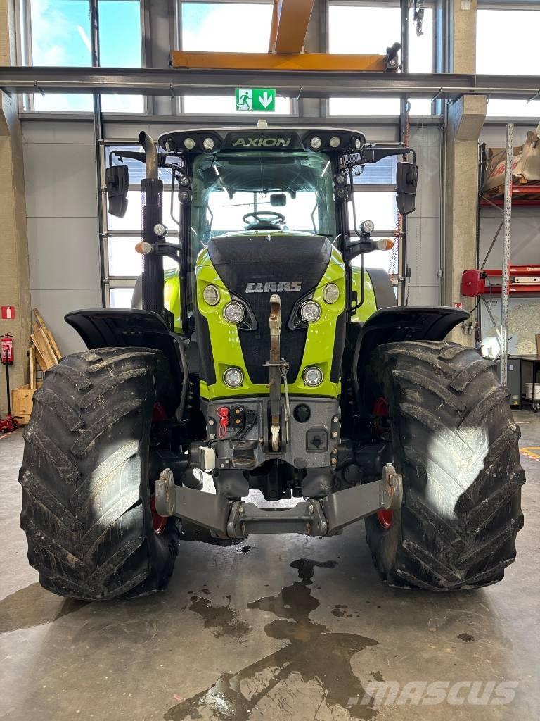 CLAAS Axion 830 CIS トラクター