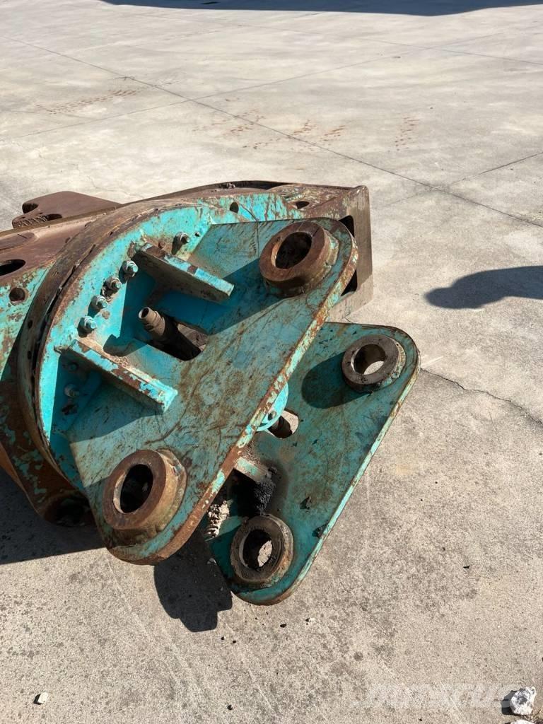 CMI fr 26 グラップル