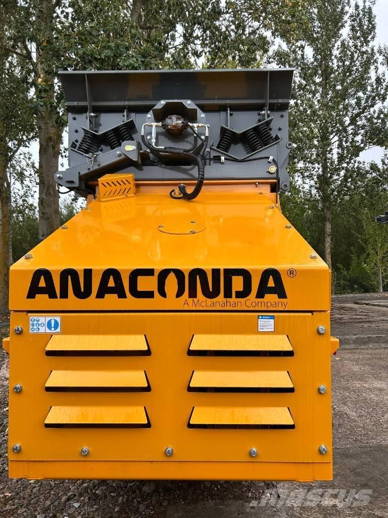 Anaconda FSL100 自走式スクリーン