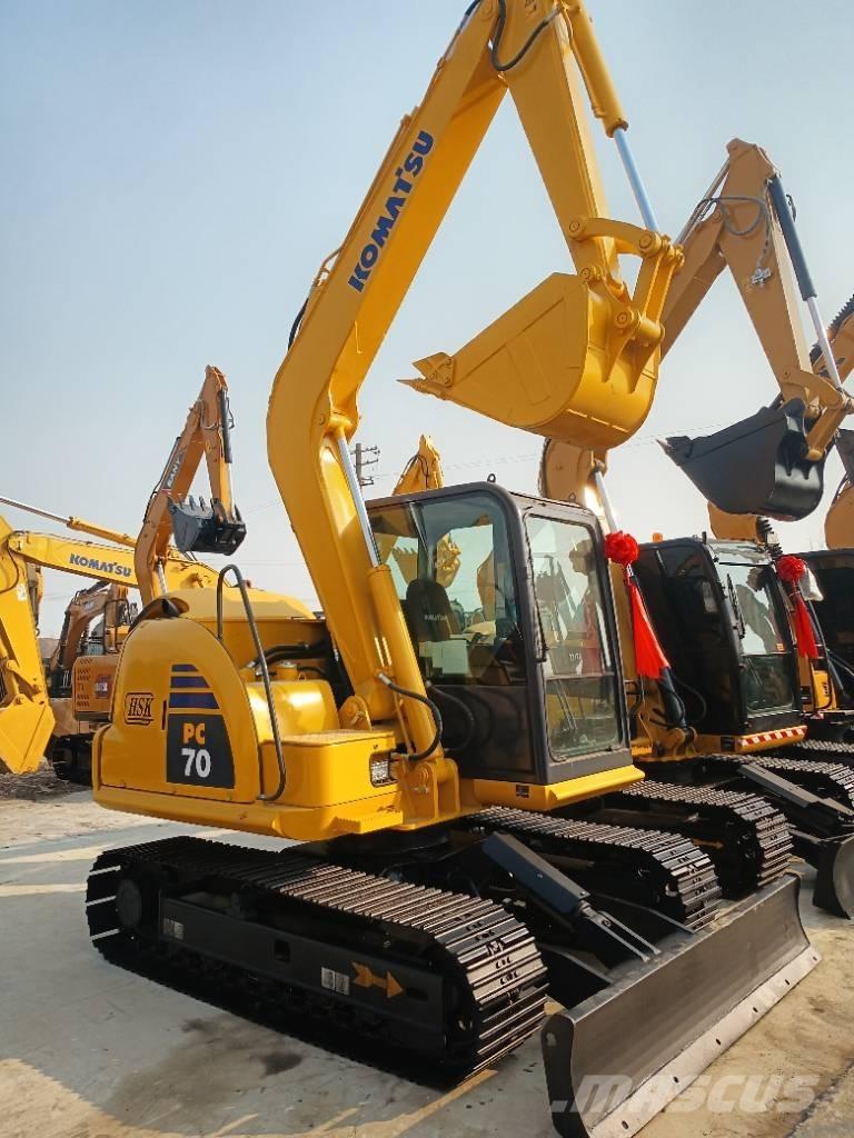 Komatsu PC 70 中型油圧ショベル 7ｔ-12ｔ（ユンボ・パワーショベル・バックホー）