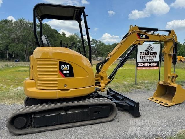 CAT 303 E CR 大型油圧ショベル12t以上（パワーショベル・ユンボ）