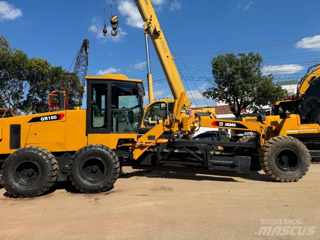 XCMG GR 180 モーターグレーダー