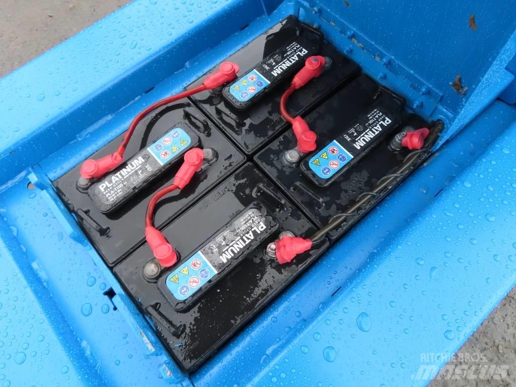 Genie GR 15 垂直昇降型リフト
