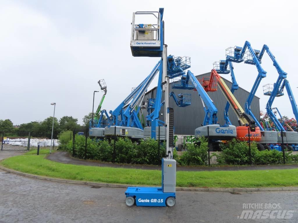 Genie GR 15 垂直昇降型リフト