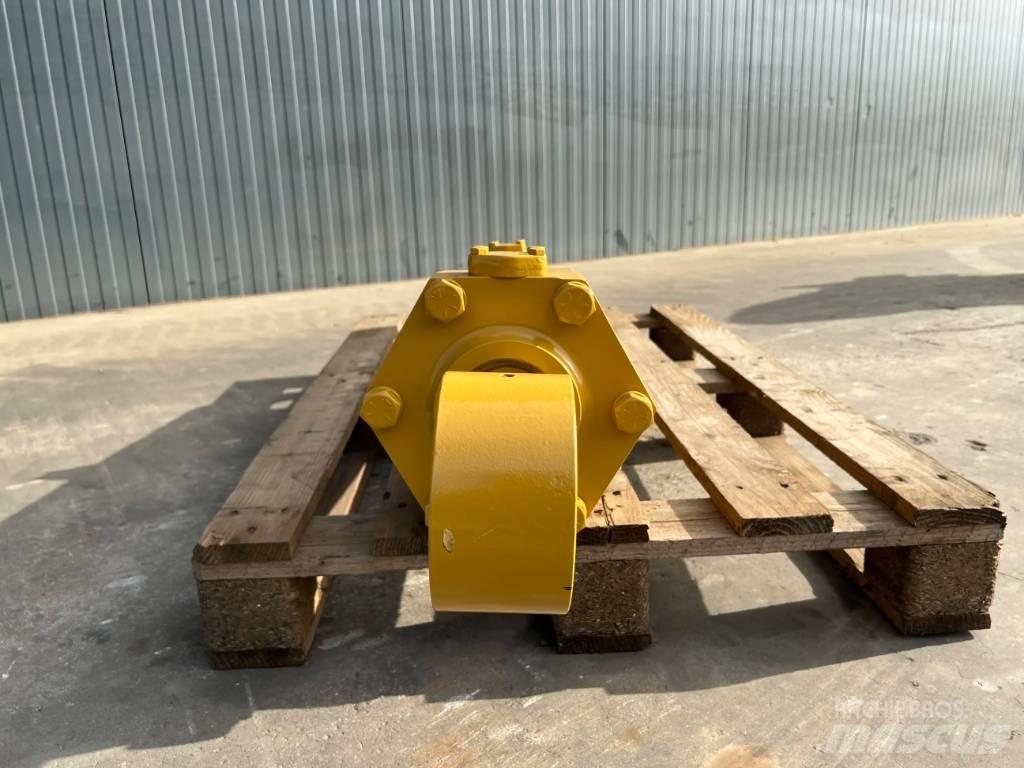 CAT D8 Cylinder その他部品