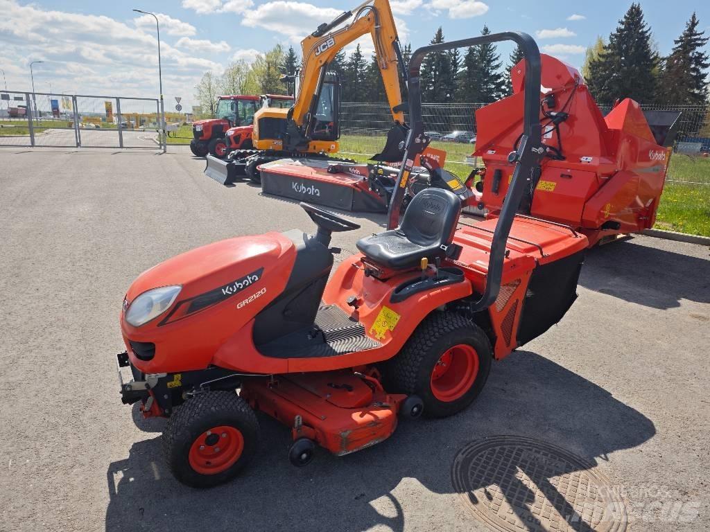 Kubota GR 2120 乗用・自走モア/芝刈り機