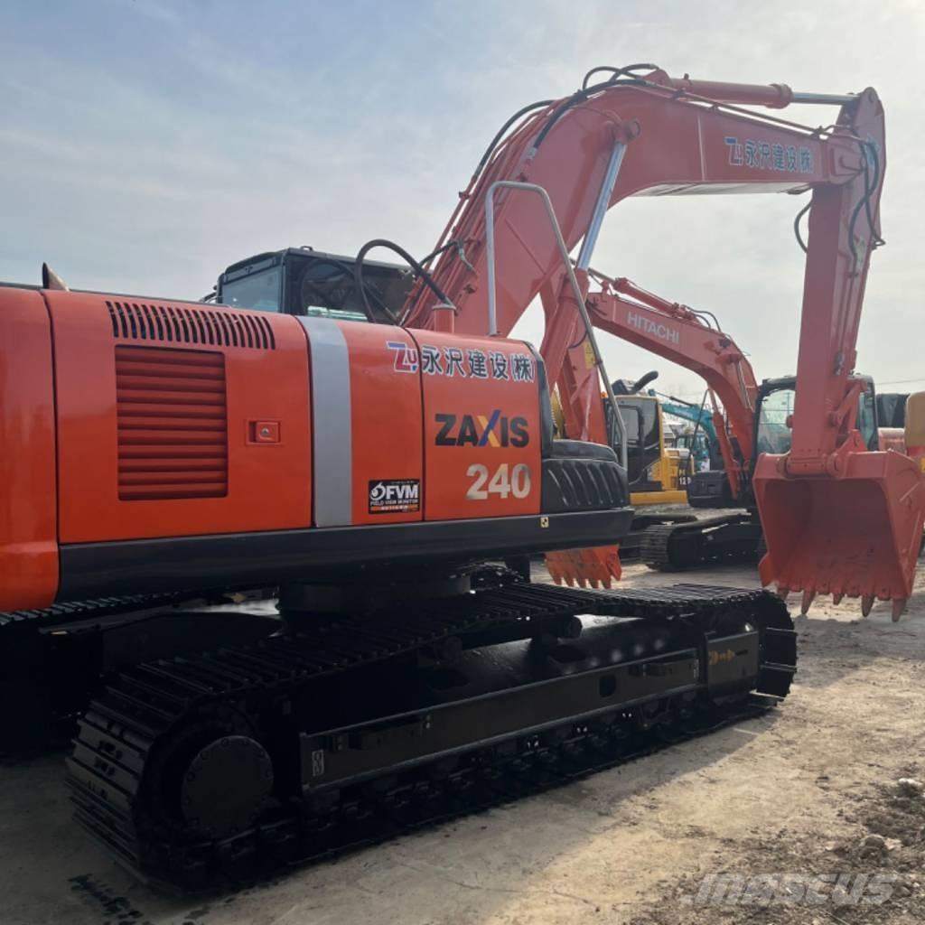 Hitachi ZX 240 大型油圧ショベル12t以上（パワーショベル・ユンボ）