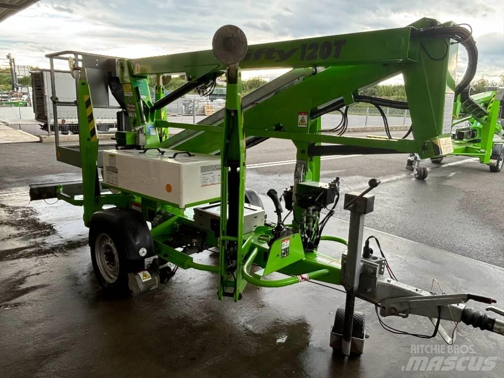 Niftylift 120 TET 高所作業台付トレーラー