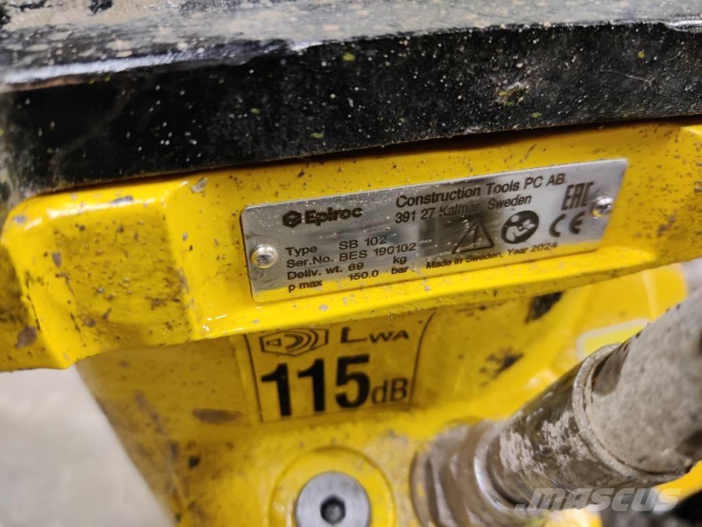 Brokk 70 解体油圧ショベル