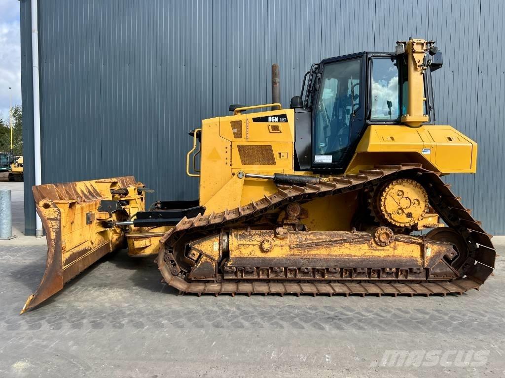 CAT D6N LGP ブルドーザー