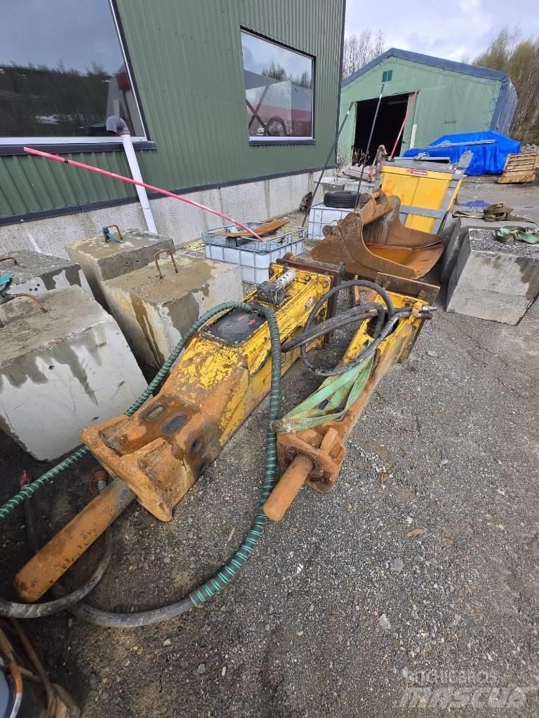 Atlas Copco ROC D3 サーフェイスドリルリグ