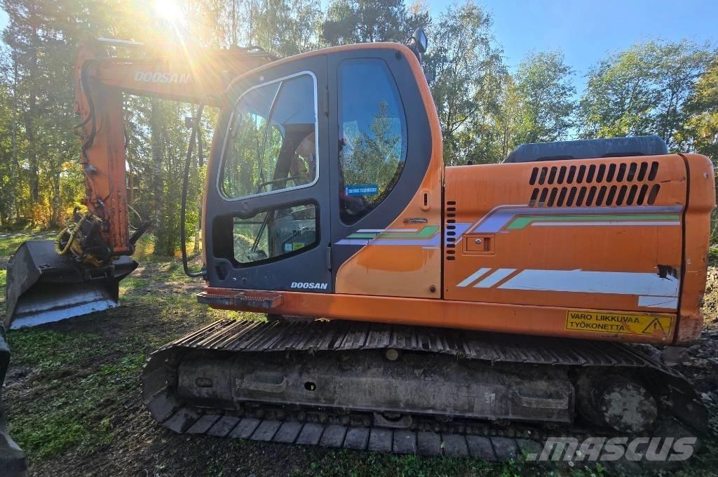 Doosan DX 140 LC 大型油圧ショベル12t以上（パワーショベル・ユンボ）